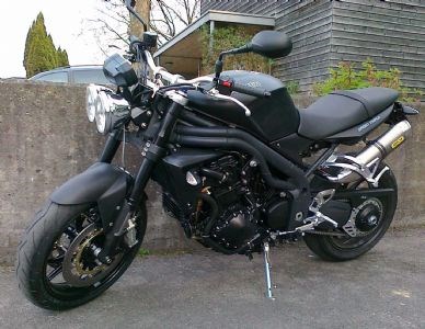 Umgebautes Motorrad Triumph Speed Triple 1050 von klausvoit - Bild 1 Umgebautes Motorrad Triumph Speed Triple 1050 von klausvoit - Bild 1