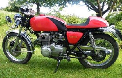 Honda CB 400 F Custom Bike Honda CB 400 F Custom Bike