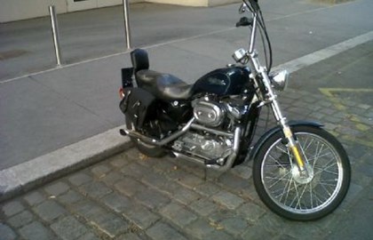 Harley-Davidson Sportster XL 1200C Custom Custom Bike