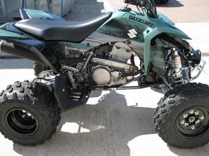 Umbgebautes Motorrad Suzuki Quadsport Z400 Bild 5: Umbgebautes Motorrad Suzuki Quadsport Z400