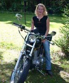 Harley-Davidson Sportster XL 883 Custom Bike Harley-Davidson Sportster XL 883 Custom Bike