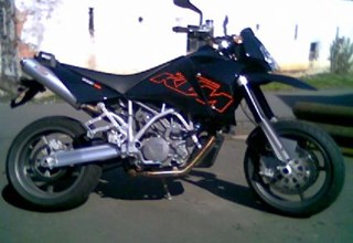 KTM 950 Supermoto