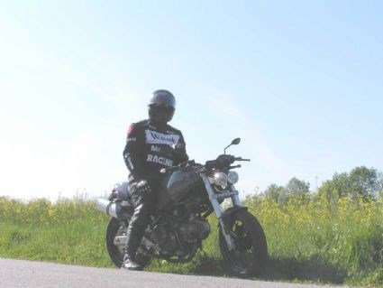 Umgebautes Motorrad Ducati Monster 600 Dark von ducati99 - Bild 5