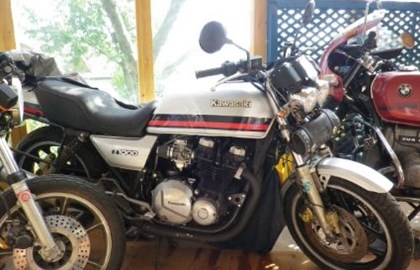 Kawasaki Z1000 Custom Bike