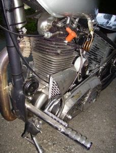 Umgebautes Motorrad BSA B 31 von Alibaert - Bild 7 Umgebautes Motorrad BSA B 31 von Alibaert - Bild 7