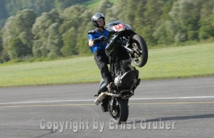 Suzuki V-Strom 1000 Custom Bike Suzuki V-Strom 1000 Custom Bike