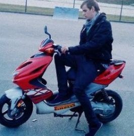 Yamaha Aerox 50 Custom Bike