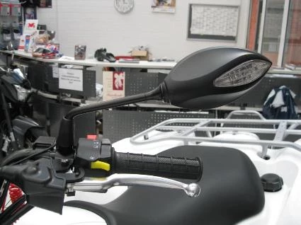 Umbgebautes Motorrad Suzuki KingQuad 750AXi 4x4 Bild 3: Umbgebautes Motorrad Suzuki KingQuad 750AXi 4x4