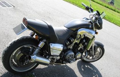 Yamaha V-Max VMX 1200 Custom Bike