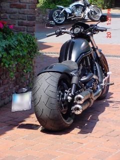 Umgebautes Motorrad Harley-Davidson Night Rod Special VRSCDX von X-Trem Custombikes - Bild 2 Umgebautes Motorrad Harley-Davidson Night Rod Special VRSCDX von X-Trem Custombikes - Bild 2