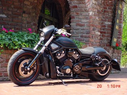 Umgebautes Motorrad Harley-Davidson Night Rod Special VRSCDX von X-Trem Custombikes - Bild 4 Umgebautes Motorrad Harley-Davidson Night Rod Special VRSCDX von X-Trem Custombikes - Bild 4