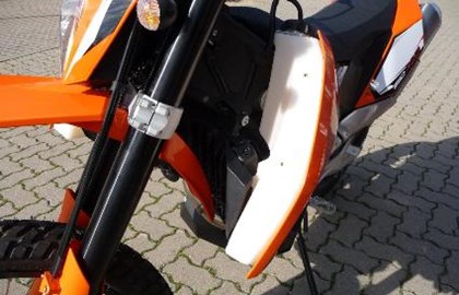 KTM 690 Enduro Custom Bike