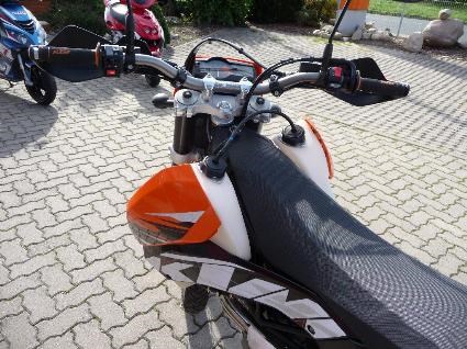 Umgebautes Motorrad KTM 690 Enduro von Bräuer Motorradsport KG - Bild 4 Umgebautes Motorrad KTM 690 Enduro von Bräuer Motorradsport KG - Bild 4