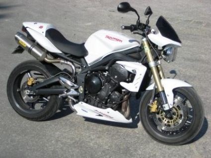 Umgebautes Motorrad Triumph Street Triple von zissy1989 - Bild 1 Umgebautes Motorrad Triumph Street Triple von zissy1989 - Bild 1