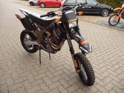 Umgebautes Motorrad KTM 640 LC4 Supermoto von Bräuer Motorradsport KG - Bild 10 Umgebautes Motorrad KTM 640 LC4 Supermoto von Bräuer Motorradsport KG - Bild 10