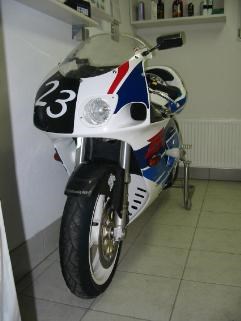 Umgebautes Motorrad Suzuki GSX-R 750 von GSN Motorraeder - Bild 5 Umgebautes Motorrad Suzuki GSX-R 750 von GSN Motorraeder - Bild 5