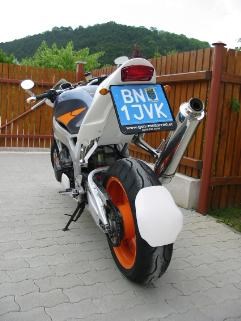 Umgebautes Motorrad Honda CBR 900 RR Fireblade von GSN Motorraeder - Bild 2 Umgebautes Motorrad Honda CBR 900 RR Fireblade von GSN Motorraeder - Bild 2