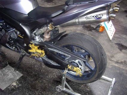 Umgebautes Motorrad Yamaha R1 von andizx9 - Bild 4 Umgebautes Motorrad Yamaha R1 von andizx9 - Bild 4