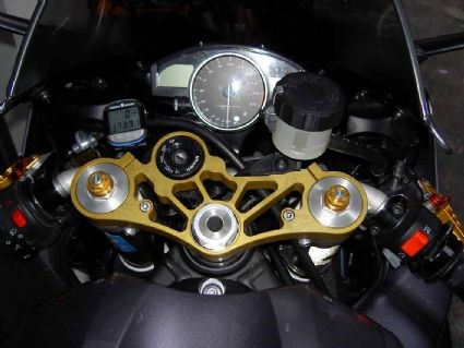 Umgebautes Motorrad Yamaha R1 von andizx9 - Bild 5 Umgebautes Motorrad Yamaha R1 von andizx9 - Bild 5