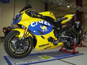 Umgebautes Motorrad Yamaha R1 von Promotec GmbH - Bild 4 Umgebautes Motorrad Yamaha R1 von Promotec GmbH - Bild 4