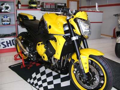 Umgebautes Motorrad Yamaha FZ1 von Promotec GmbH - Bild 2 Umgebautes Motorrad Yamaha FZ1 von Promotec GmbH - Bild 2