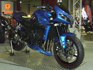 Umgebautes Motorrad Yamaha R1 von Promotec GmbH - Bild 1 Umgebautes Motorrad Yamaha R1 von Promotec GmbH - Bild 1