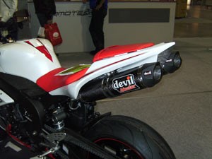 Umgebautes Motorrad Yamaha YZF-R6 von Promotec GmbH - Bild 4 Umgebautes Motorrad Yamaha YZF-R6 von Promotec GmbH - Bild 4