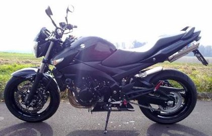 Suzuki GSR 600 Custom Bike Suzuki GSR 600 Custom Bike