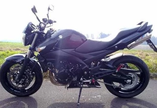 Suzuki GSR 600 Suzuki GSR 600