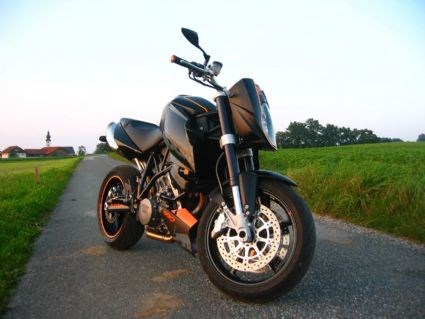 Umgebautes Motorrad KTM 990 Super Duke von Hufi26 - Bild 1 Umgebautes Motorrad KTM 990 Super Duke von Hufi26 - Bild 1