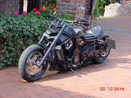 Umgebautes Motorrad Harley-Davidson Night Rod Special VRSCDX von X-Trem Custombikes - Bild 1 Umgebautes Motorrad Harley-Davidson Night Rod Special VRSCDX von X-Trem Custombikes - Bild 1