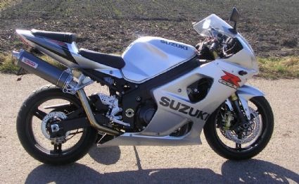 Umgebautes Motorrad Suzuki GSX-R 1000 von Robbie - Bild 1 Umgebautes Motorrad Suzuki GSX-R 1000 von Robbie - Bild 1