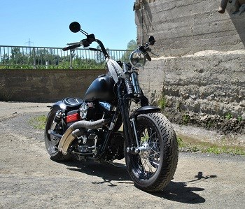 Umgebautes Motorrad Harley-Davidson Dyna Street Bob FXDB von JohnSmith - Bild 2 Umgebautes Motorrad Harley-Davidson Dyna Street Bob FXDB von JohnSmith - Bild 2