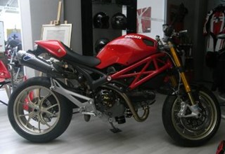 Ducati Monster 1100 S Ducati Monster 1100 S