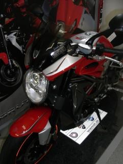 Umgebautes Motorrad MV Agusta Brutale 1090 RR von W.West Performance - Bild 1 Umgebautes Motorrad MV Agusta Brutale 1090 RR von W.West Performance - Bild 1