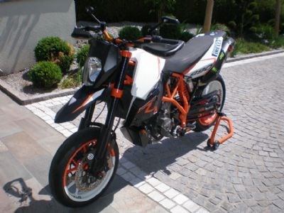 Umgebautes Motorrad KTM 990 Supermoto R von steina90 - Bild 1 Umgebautes Motorrad KTM 990 Supermoto R von steina90 - Bild 1