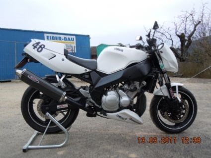 Umgebautes Motorrad Yamaha FZR 600 R von UU222X - Bild 7 Umgebautes Motorrad Yamaha FZR 600 R von UU222X - Bild 7