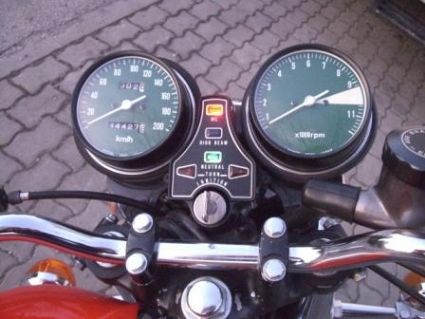 Umgebautes Motorrad Honda CB 550 von max211990 - Bild 1 Umgebautes Motorrad Honda CB 550 von max211990 - Bild 1