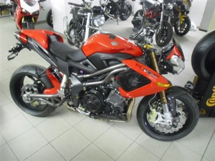 Umgebautes Motorrad Benelli TNT R 160 von A.T.T.-Tiedemann-Motorräder e.Kfm - Bild 9 Umgebautes Motorrad Benelli TNT R 160 von A.T.T.-Tiedemann-Motorräder e.Kfm - Bild 9