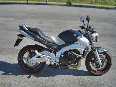 Umgebautes Motorrad Suzuki GSR 600 von wazi - Bild 5 Umgebautes Motorrad Suzuki GSR 600 von wazi - Bild 5