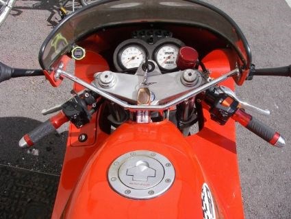 Umgebautes Motorrad Moto Guzzi Daytona 4V i.e. von moto.gundy 