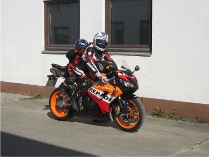 Umgebautes Motorrad Honda CBR1000RR Fireblade von MWbike - Bild 10 Umgebautes Motorrad Honda CBR1000RR Fireblade von MWbike - Bild 10