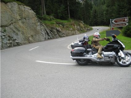 Umgebautes Motorrad Honda GL 1800 Goldwing von MWbike - Bild 1 Umgebautes Motorrad Honda GL 1800 Goldwing von MWbike - Bild 1