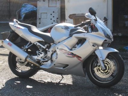 Umgebautes Motorrad Honda CBF 600 von MWbike - Bild 1 Umgebautes Motorrad Honda CBF 600 von MWbike - Bild 1