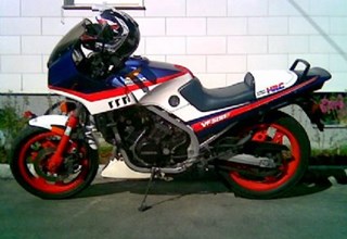Honda VF 500 F