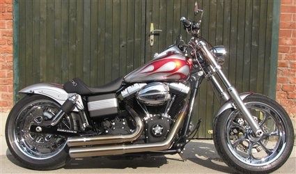 Umgebautes Motorrad Harley-Davidson Dyna Street Bob FXDB von HK-Technik Kemeter OG - Bild 3 Umgebautes Motorrad Harley-Davidson Dyna Street Bob FXDB von HK-Technik Kemeter OG - Bild 3