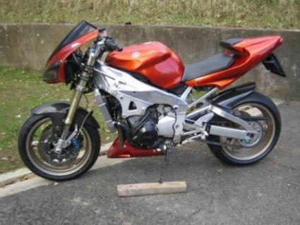 Umgebautes Motorrad Yamaha R1 von tim72 - Bild 3 Umgebautes Motorrad Yamaha R1 von tim72 - Bild 3