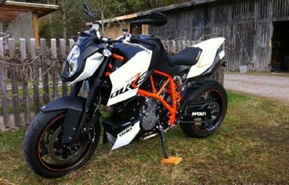 KTM 990 Super Duke R Custom Bike