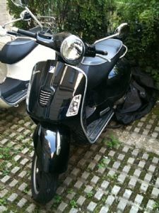 Umgebautes Motorrad Vespa GTS 300 i.e. Super von schnecke10000 - Bild 1 Umgebautes Motorrad Vespa GTS 300 i.e. Super von schnecke10000 - Bild 1