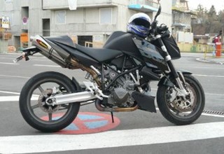 KTM 990 Super Duke KTM 990 Super Duke